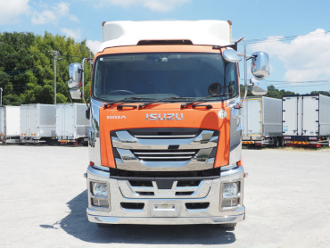 いすゞ ギガ ウイング車 大型 QPG-CYL77B 年式 H29[写真02]