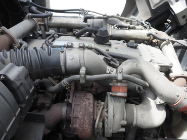 いすゞ ギガ ウイング車 大型 PKG-CYJ77W8 年式 H22[写真47]