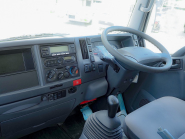 いすゞ エルフ 冷凍バン 小型 TPG-NLR85AN 年式 H29[写真27]