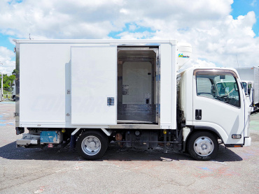 いすゞ エルフ 冷凍バン 小型 TKG-NMR85AN 年式 H25[写真19]