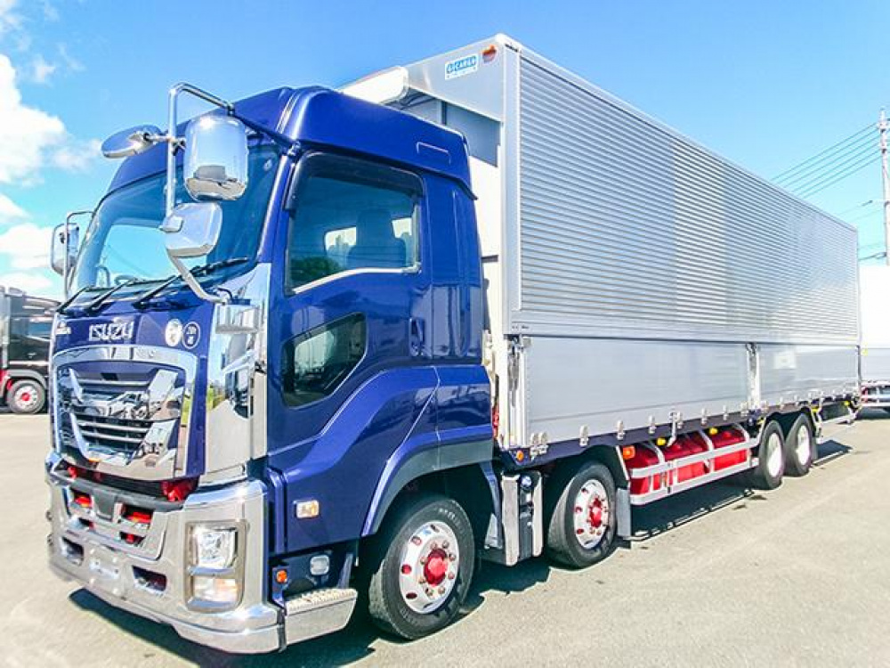 いすゞ ギガ ウイング車 大型 2PG-CYJ77C 年式 R1[写真01]
