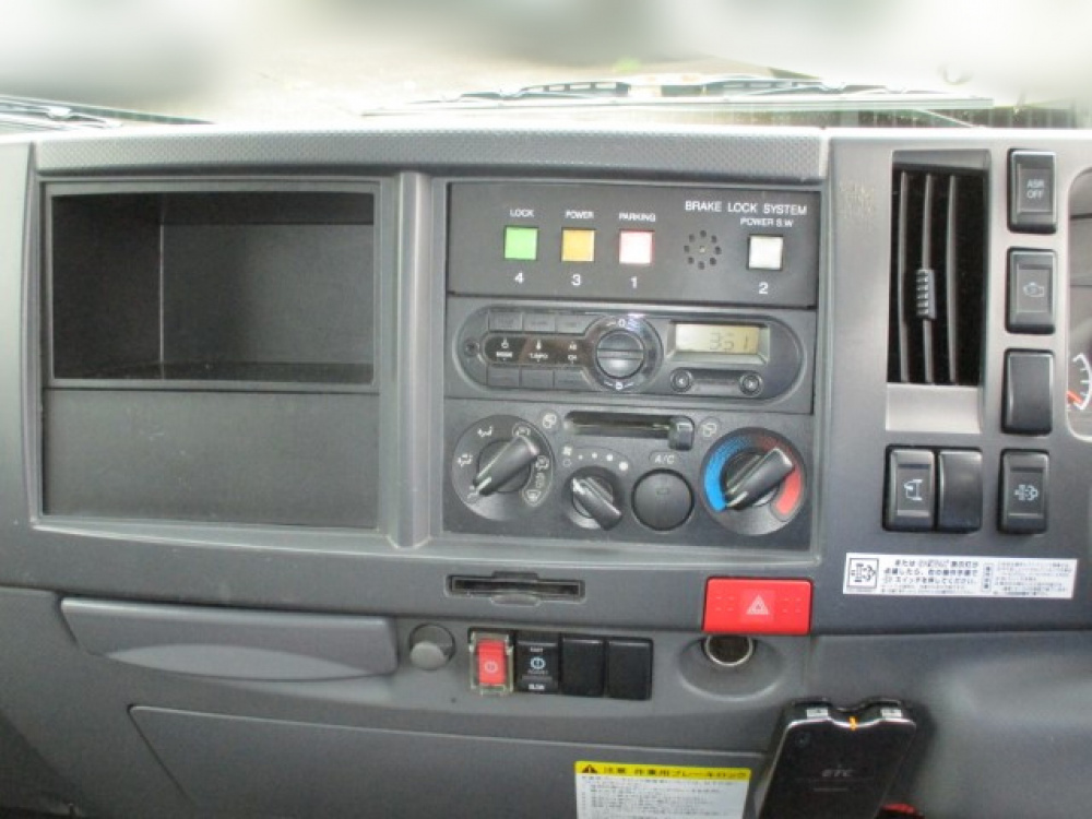 いすゞ エルフ パッカー 小型 TPG-NMR85AN 年式 H28[写真19]