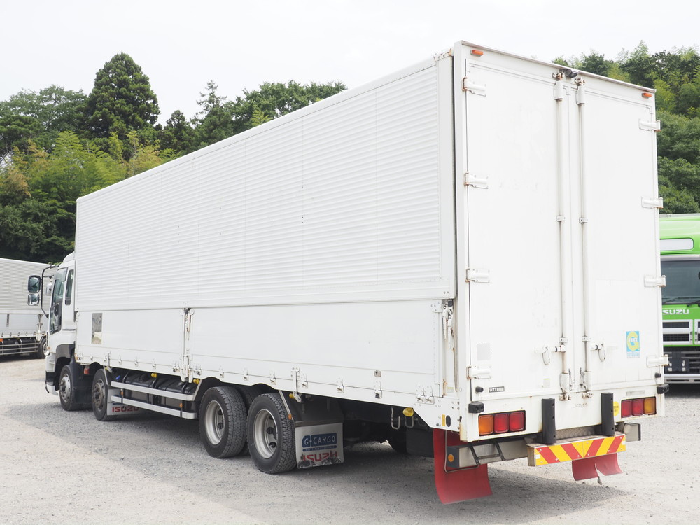 いすゞ ギガ ウイング車 大型 QKG-CYJ77A 年式 H26[写真07]