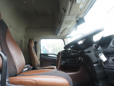 日野 プロフィア ウイング車 大型 2DG-FW1AHG 年式 R2[写真31]