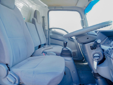 いすゞ エルフ バン車 小型 TKG-NPR85AN 年式 H24[写真19]