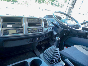 日野 レンジャー 冷凍バン 中型 TKG-FC7JKAA 年式 H28[写真29]