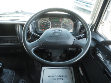 日野 レンジャープロ 冷凍バン 中型 TKG-FC9JKAA 年式 H28[写真26]