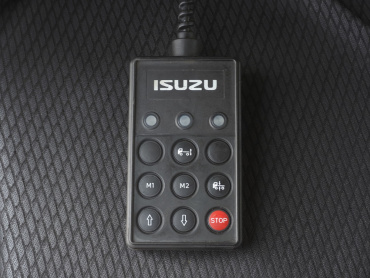 いすゞ ギガ 冷凍ウイング 大型 QKG-CYJ77B 年式 H29[写真36]