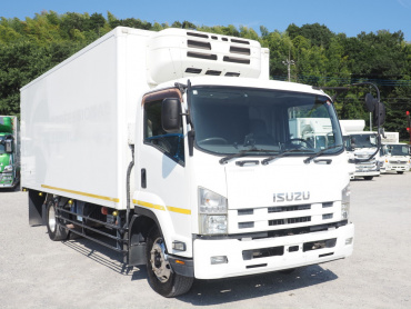 いすゞ フォワード 冷凍バン 中増t LKG-FTR90T2 年式 H25[写真05]