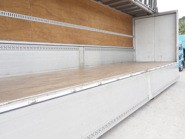 いすゞ ギガ ウイング車 大型 QKG-CYJ77A 年式 H26 [写真20]