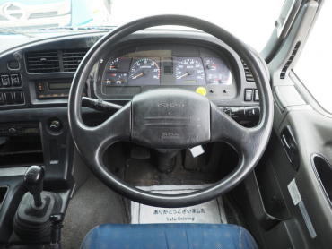 いすゞ ギガ ウイング車 大型 QKG-CYJ77A 年式 H26 [写真31]