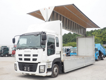 いすゞ ギガ ウイング車 大型 QKG-CYJ77A 年式 H26 [写真03]
