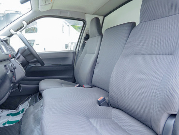 トヨタ ハイエース 冷凍バン 小型 QDF-GDH206V 年式 H30[写真25]