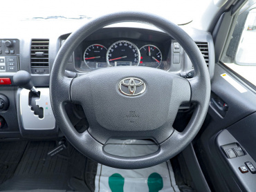 トヨタ ハイエース 冷凍バン 小型 QDF-GDH206V 年式 H30[写真20]