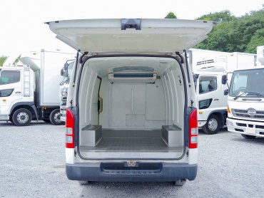 トヨタ ハイエース 冷凍バン 小型 QDF-GDH206V 年式 H30[写真11]