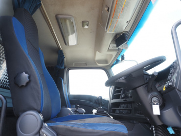 いすゞ ギガ ウイング車 大型 QKG-CYJ77B 年式 H29[写真27]