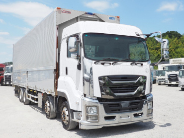 いすゞ ギガ ウイング車 大型 QKG-CYJ77B 年式 H28[写真04]