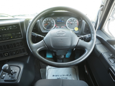 日野 プロフィア ウイング車 大型 LKG-FR1EXBG 年式 H22[写真31]