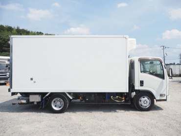 いすゞ エルフ 冷凍バン 小型 TPG-NPR85AN 年式 H28[写真09]