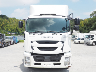 いすゞ ギガ ウイング車 大型 QKG-CYJ77B 年式 H28[写真04]