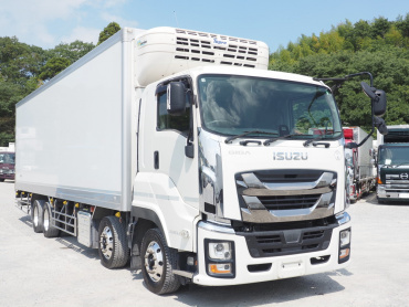 いすゞ ギガ 冷凍バン 大型 2PG-CYJ77CA 年式 R2[写真03]