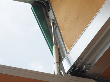 日野 プロフィア ウイング車 大型 2DG-FW1AHG 年式 R1 [写真16]