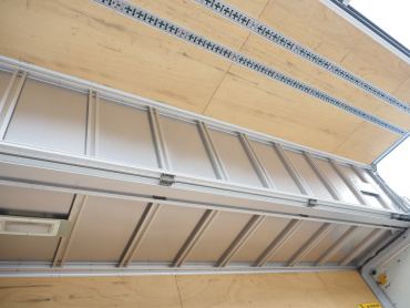 いすゞ フォワード ウイング車 中型 PDG-FRR34T2 年式 H22[写真22]