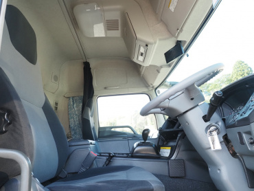 三菱ふそう スーパーグレート ウイング車 大型 QPG-FS64VZ 年式 H28[写真33]
