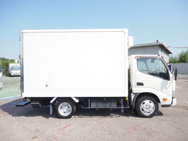 日野 デュトロ 冷凍バン 小型 TKG-XZC605M 年式 H29[写真09]