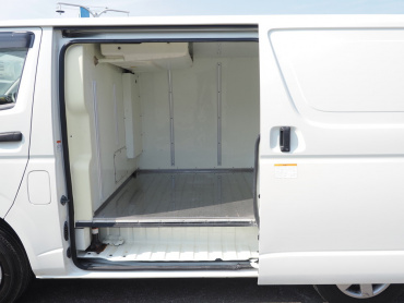 トヨタ ハイエース 冷凍バン 小型 QDF-GDH206V 年式 H30[写真16]