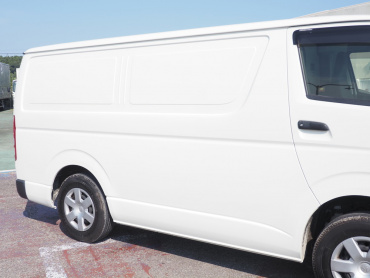 トヨタ ハイエース 冷凍バン 小型 QDF-GDH206V 年式 H30[写真08]