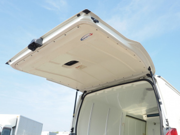 トヨタ ハイエース 冷凍バン 小型 QDF-GDH206V 年式 H30[写真13]