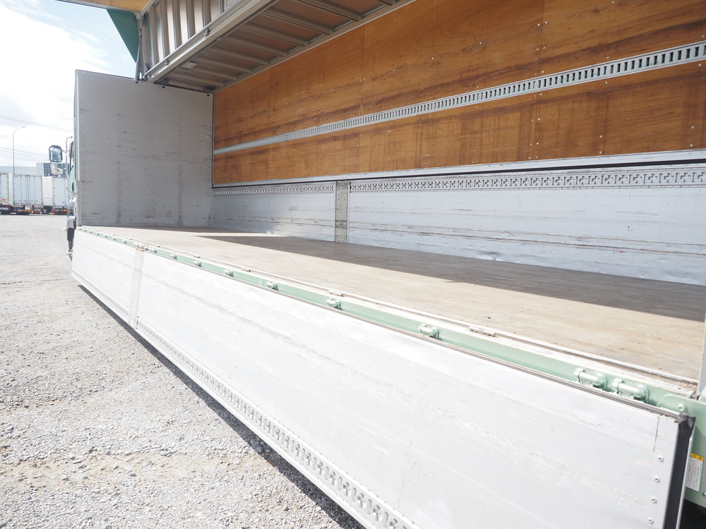 いすゞ ギガ ウイング車 大型 2PG-CYJ77C 年式 R1[写真20]