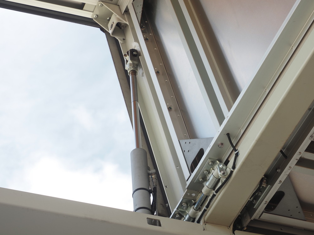 いすゞ ギガ ウイング車 大型 2PG-CYJ77C 年式 R1[写真13]