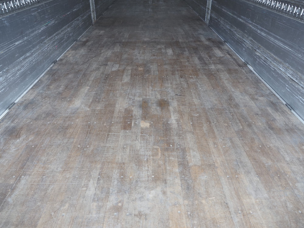 いすゞ ギガ ウイング車 大型 2PG-CYJ77C 年式 R1[写真27]