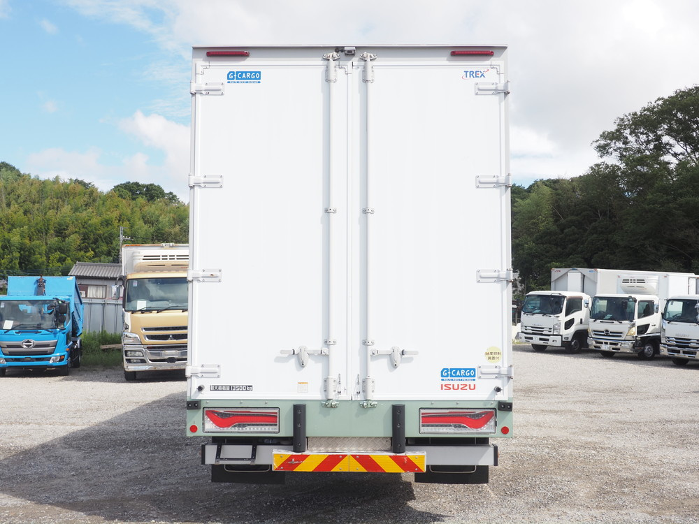 いすゞ ギガ ウイング車 大型 2PG-CYJ77C 年式 R1[写真06]