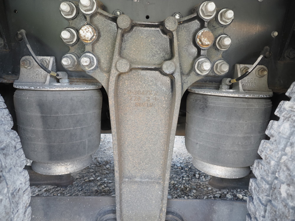 いすゞ ギガ ウイング車 大型 2PG-CYJ77C 年式 R1[写真37]