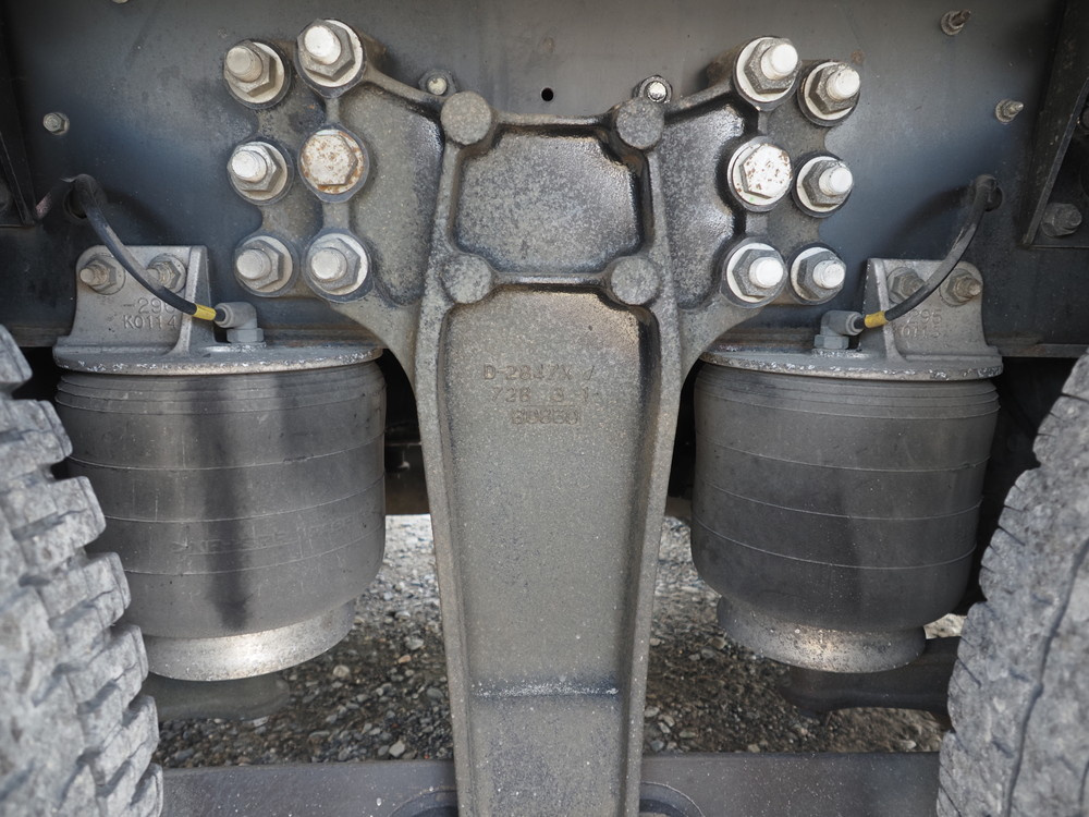 いすゞ ギガ ウイング車 大型 2PG-CYJ77C 年式 R1[写真38]