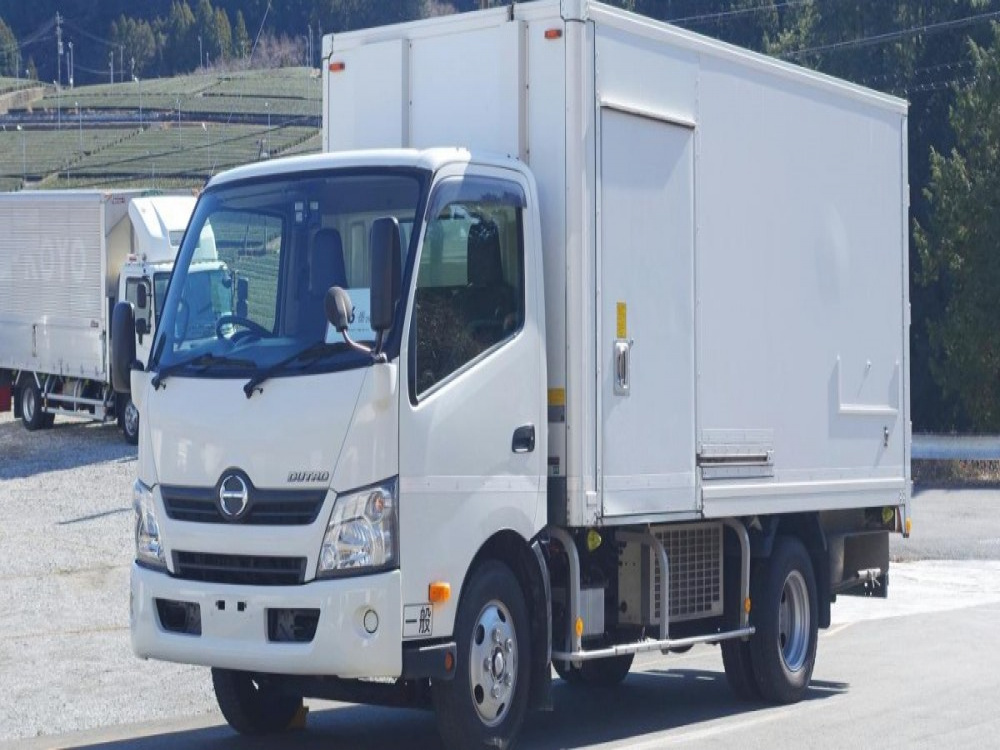 日野 デュトロ 冷凍バン 小型 TKG-XZU710M 年式 H29[写真01]