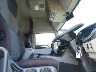 三菱ふそう スーパーグレート ウイング車 大型 QPG-FS64VZ 年式 H27[写真32]