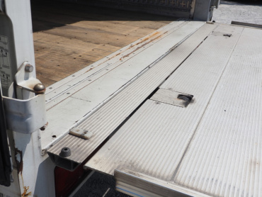 いすゞ フォワード ウイング車 中型 TKG-FRR90T2 年式 H29[写真31]