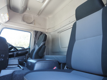 日野 プロフィア ウイング車 大型 QKG-FW1EXEG 年式 H28[写真37]