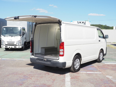 トヨタ ハイエース 冷凍バン 小型 QDF-GDH201V 年式 R1[写真12]