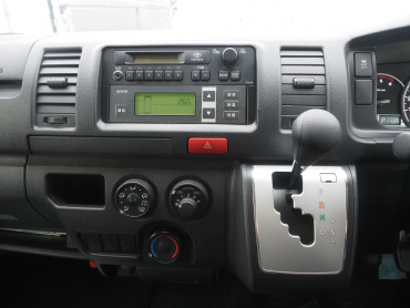 トヨタ ハイエース 冷凍バン 小型 QDF-GDH206V 年式 H30[写真25]