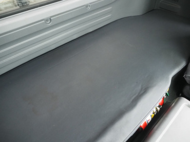 いすゞ フォワード 冷凍ウイング 中型 TKG-FRR90S2 年式 H29[写真37]