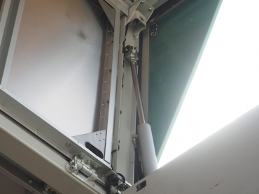 いすゞ ギガ ウイング車 大型 2PG-CYJ77C 年式 R1 [写真12]