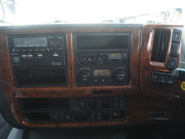 いすゞ ギガ ウイング車 大型 2PG-CYJ77C 年式 R1 [写真30]