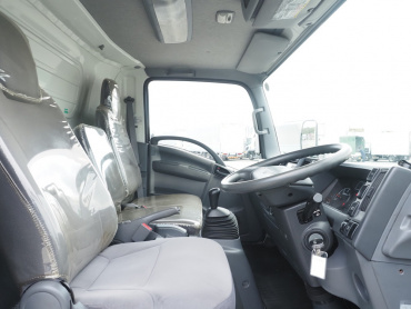 いすゞ エルフ 冷凍バン 小型 TKG-NPR85AN 年式 H26[写真24]