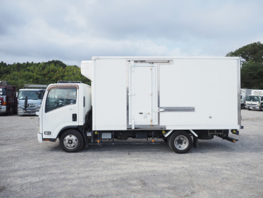いすゞ エルフ 冷凍バン 小型 TKG-NPR85AN 年式 H26[写真11]