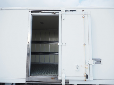 いすゞ エルフ 冷凍バン 小型 TKG-NPR85AN 年式 H26[写真17]